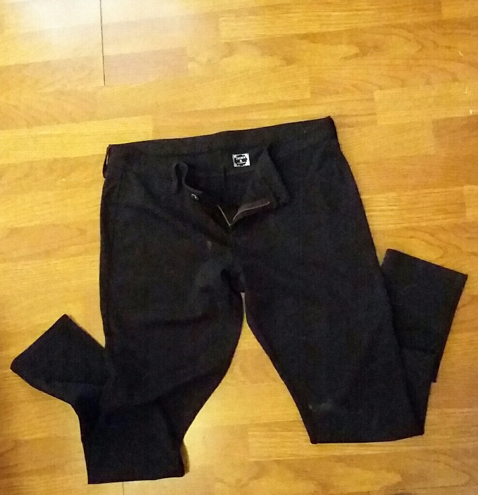 Juniors XL Black Skinny Jeans